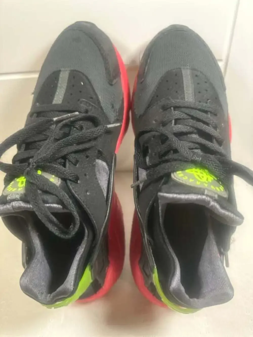 Nike Air Huarache Hyperpunch